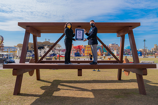 adjudicator and record breaker on largest picnic table