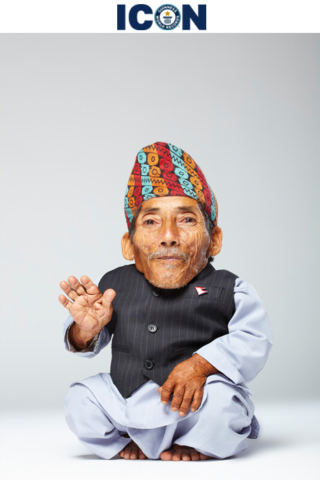 最も身長の低い男性